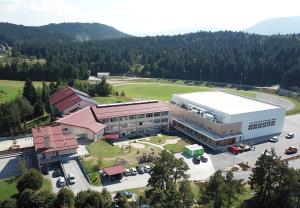 ŠPORTNA DVORANA RAKEK 08